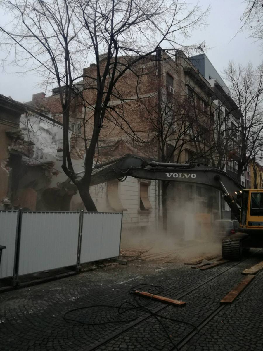 Rušenje objekta Knićaninova 5 Dorćol