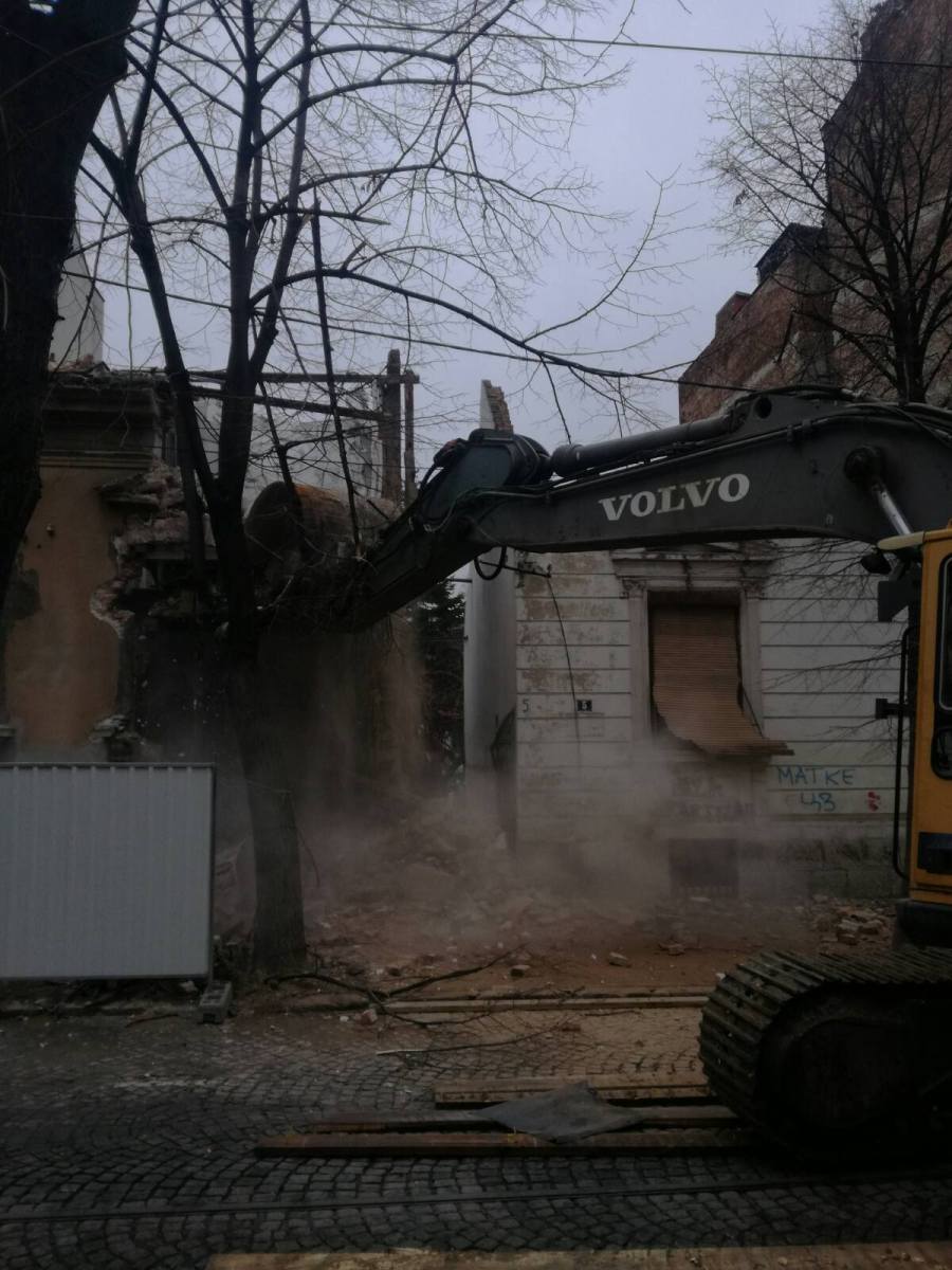 Rušenje objekta Knićaninova 5 Dorćol