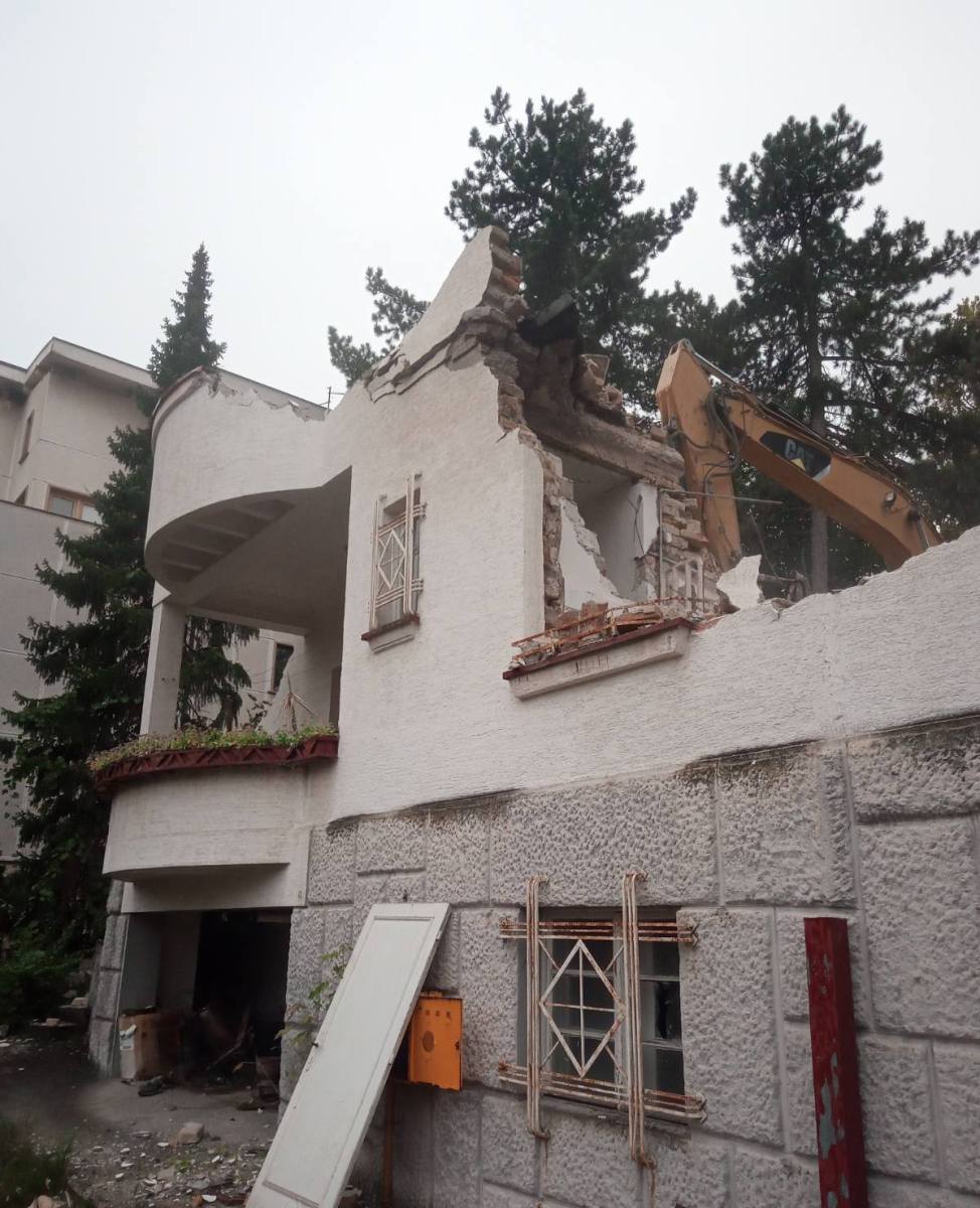 Rušenje zgrade Maglajska  